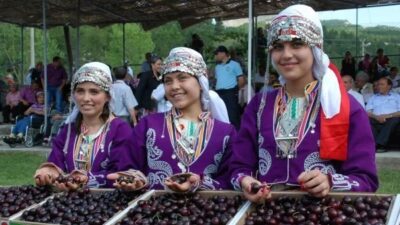 Uluborlu Belediye Başkanı Ahmet Oğuz Bakır, Geleneksel Uluborlu Kiraz Festivali’nin