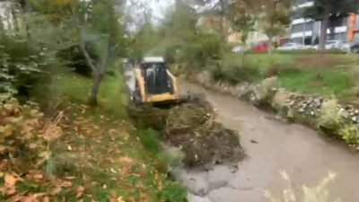 Isparta Belediyesi Temizlik İşleri Müdürlüğü’ne bağlı ekipler, kent merkezinin en